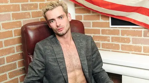 AdamRox Cumshow Vip