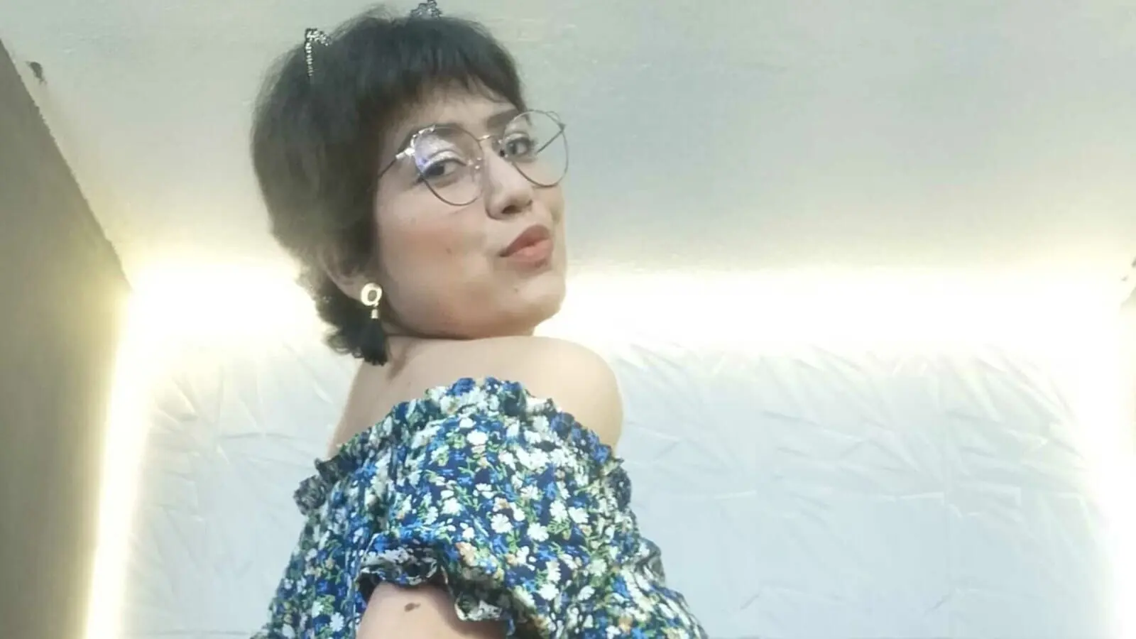 AmandaHanz Cumshow Vip