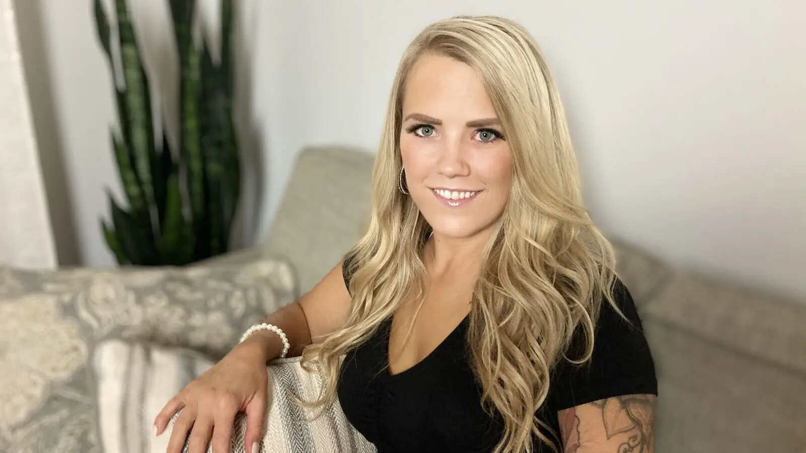 LaceyLola Cumshow Vip