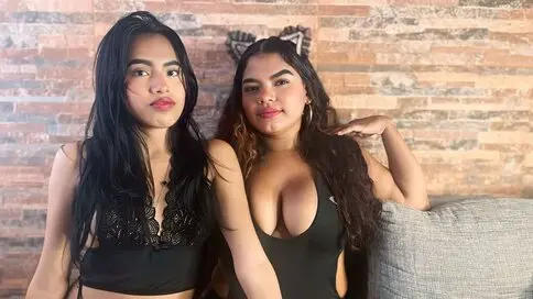 SofyAndGaby Cumshow Vip
