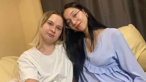 TayteAndKatie Cumshow Vip